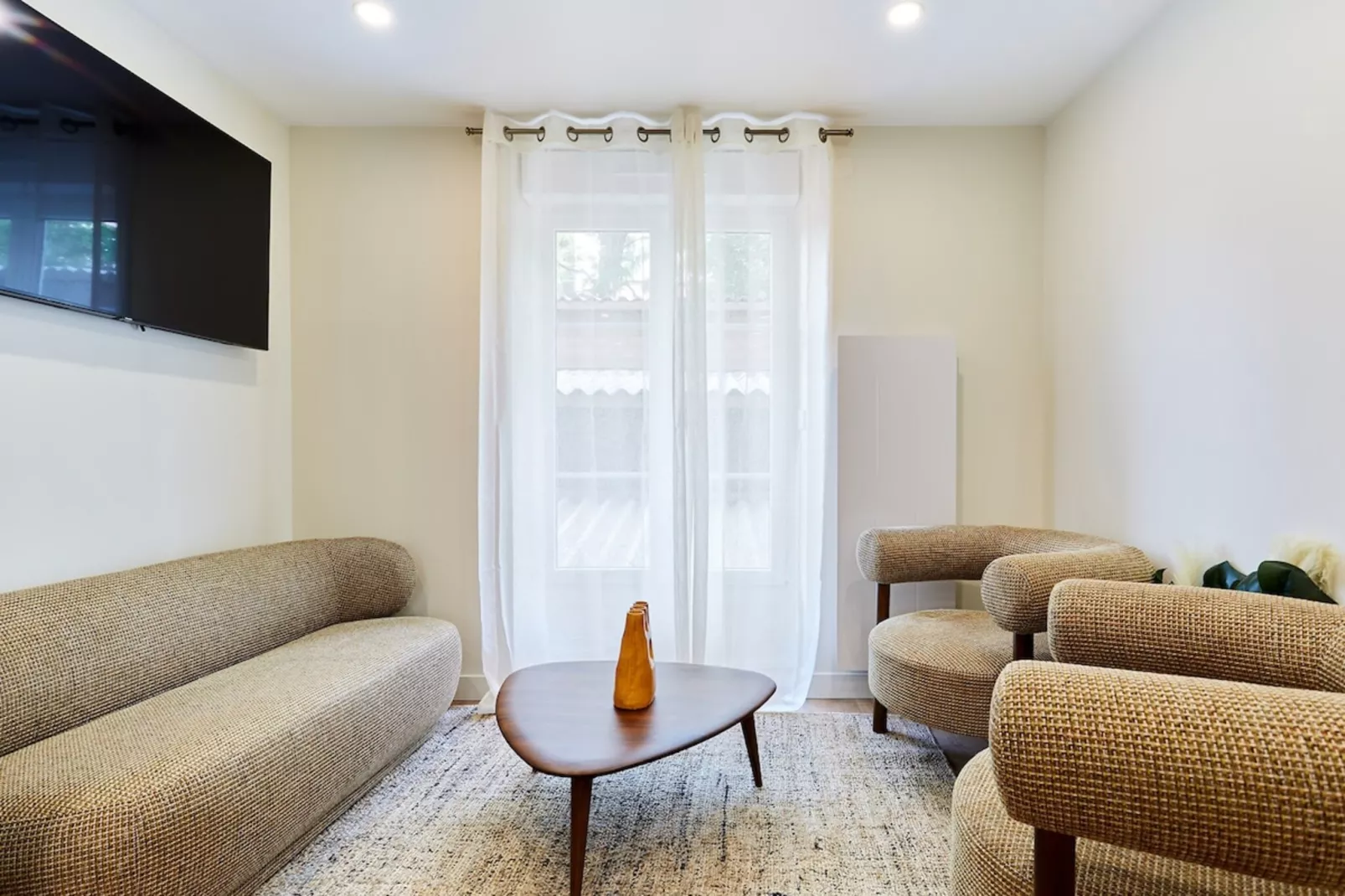 AVRON 2 NEW-Nicht zugeordnet