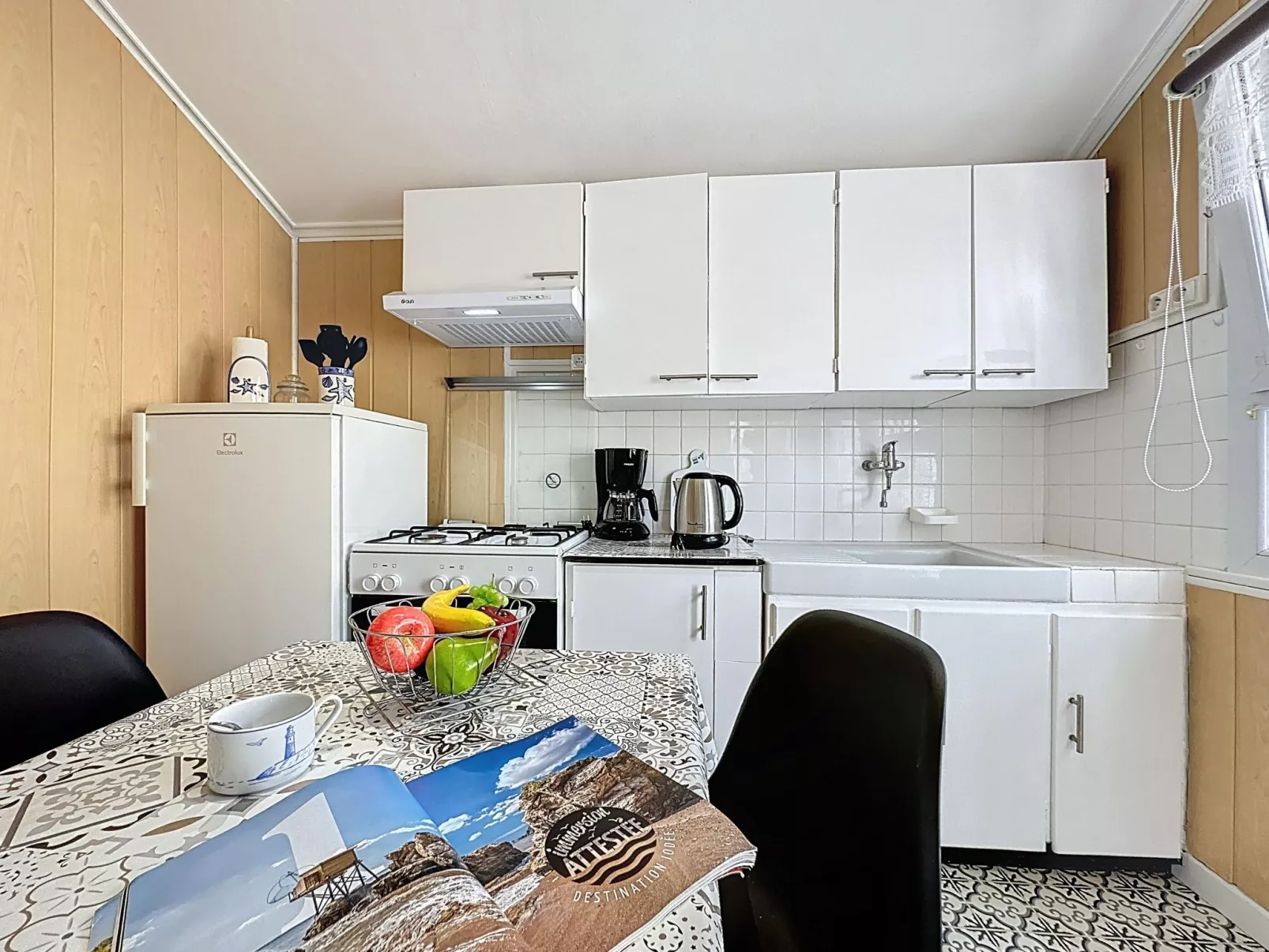 Les Coquillages-Inside