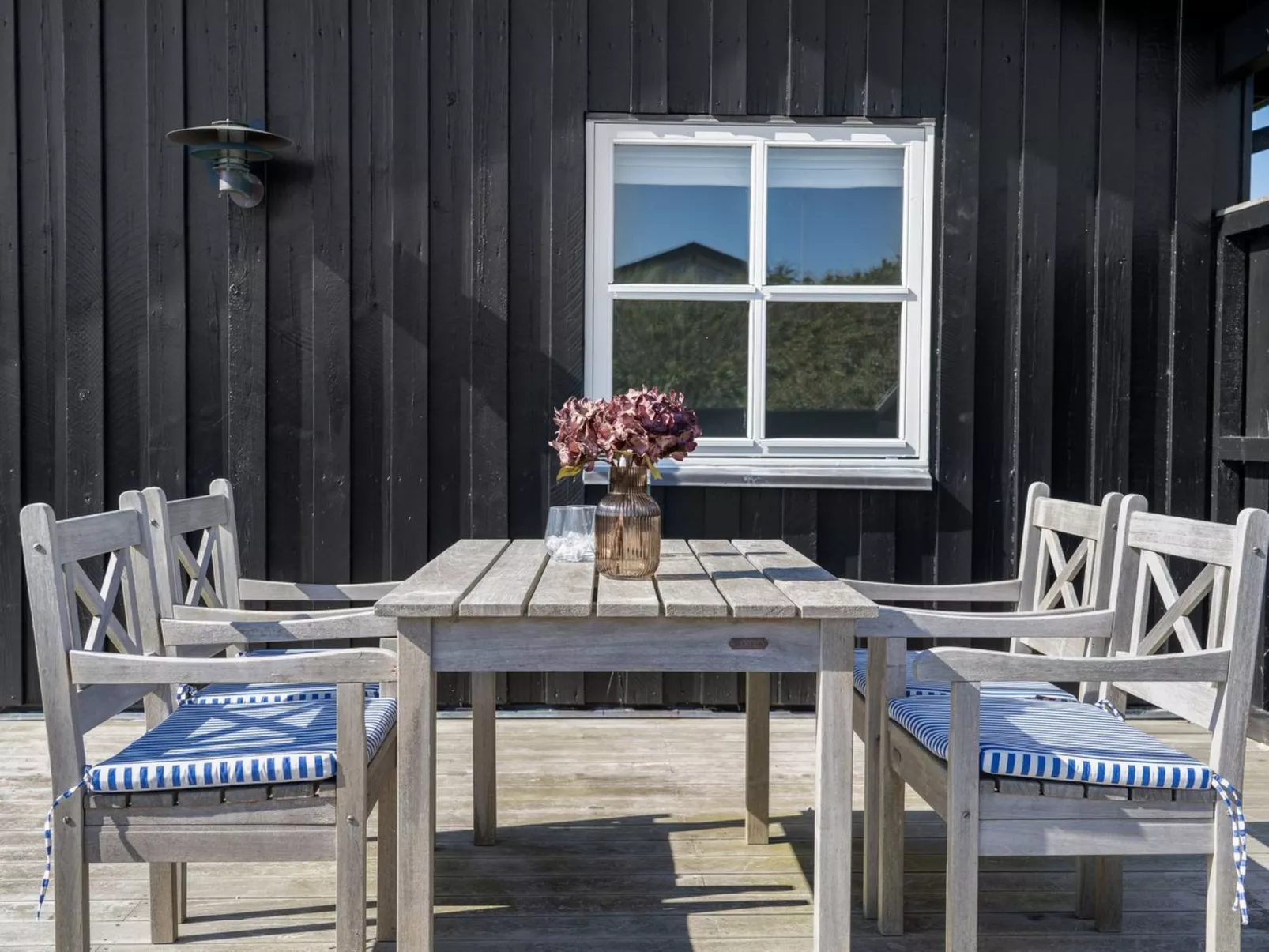 "Alde" - 150m from the sea-Outside