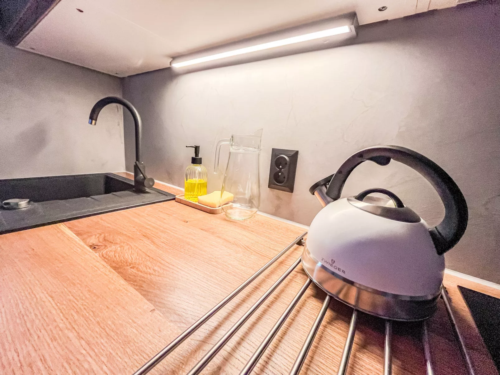 Sachrův Kopec-Dedans