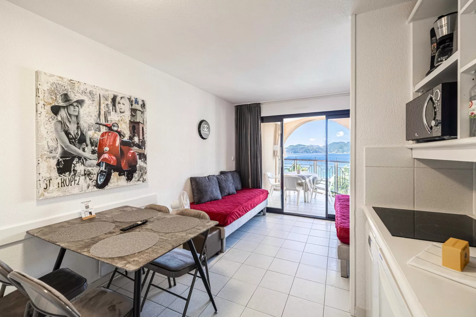 OP-6-VERRERIE-Untagged