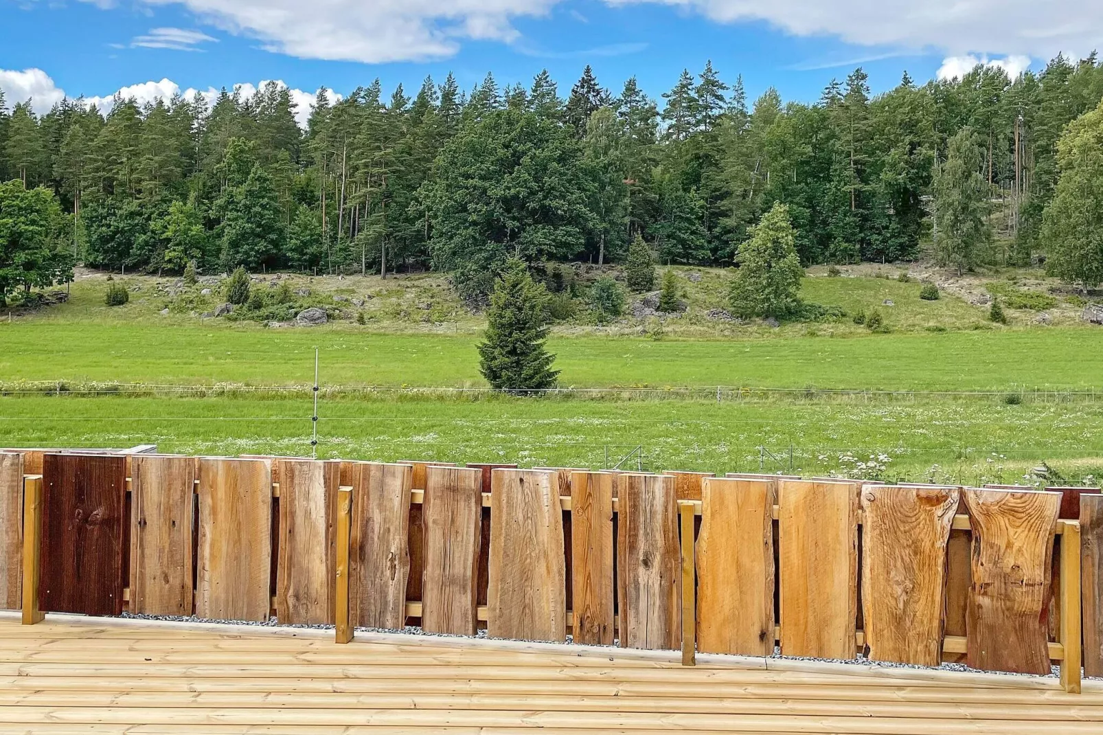4 Sterne Ferienhaus in Mellösa-By Traum-Außenbereich