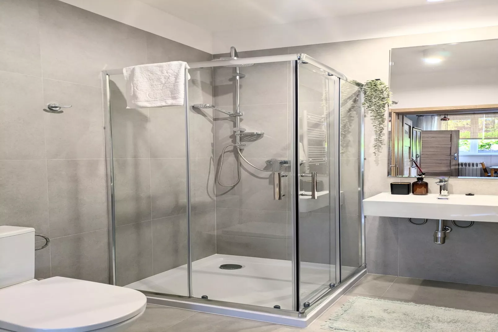 Apartament 4-osobowy na Portowej Kołobrzeg-Badezimmer