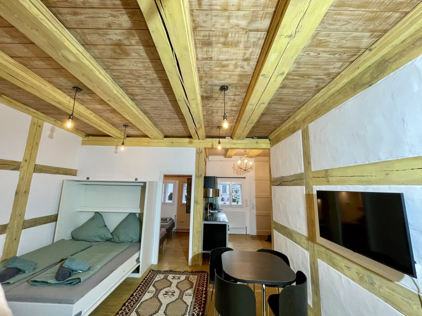 Fachwerkhaus nahe Olympiastadion-Dedans