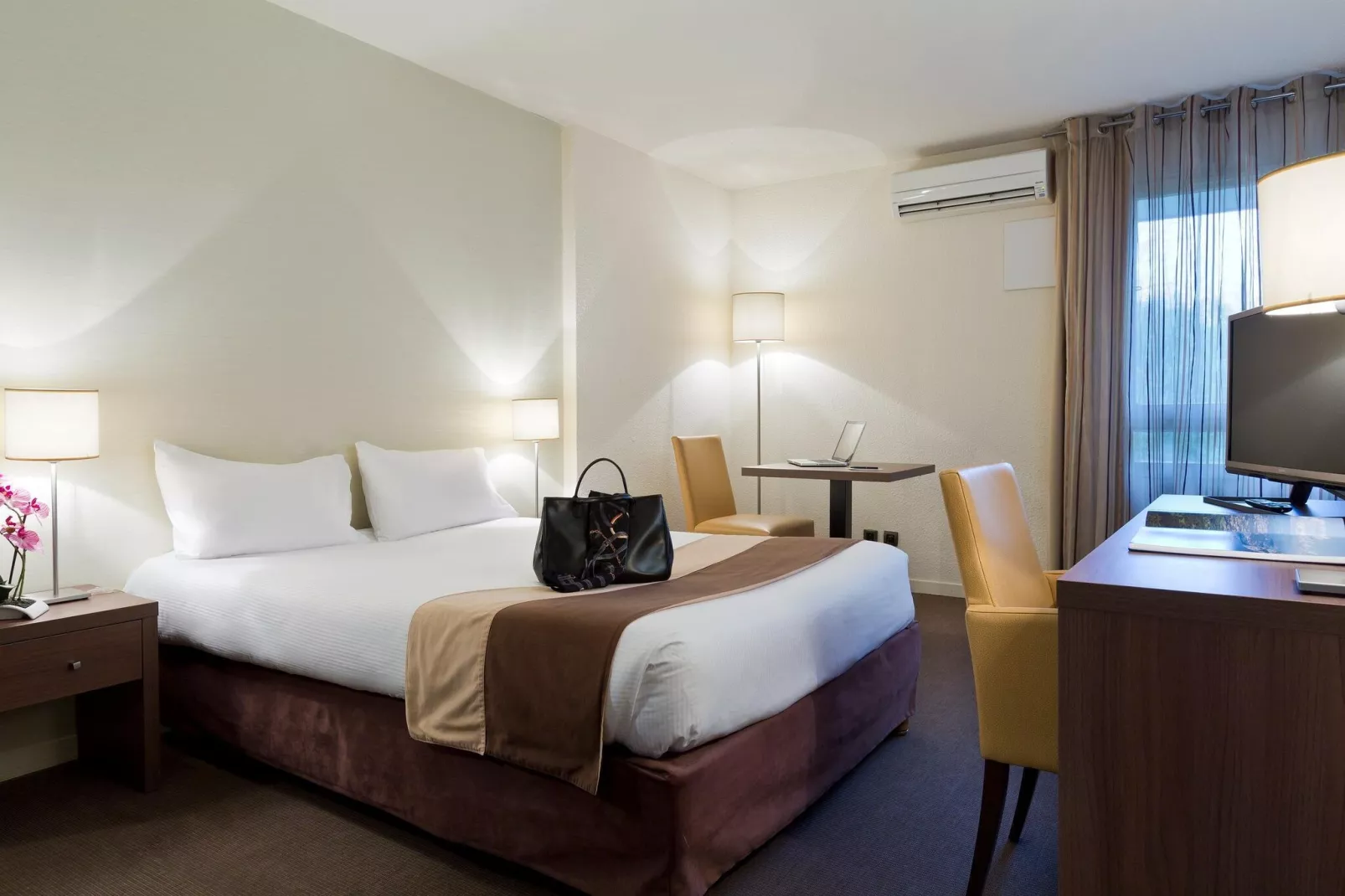 Superior Studio - LA RESERVE-Schlafzimmer