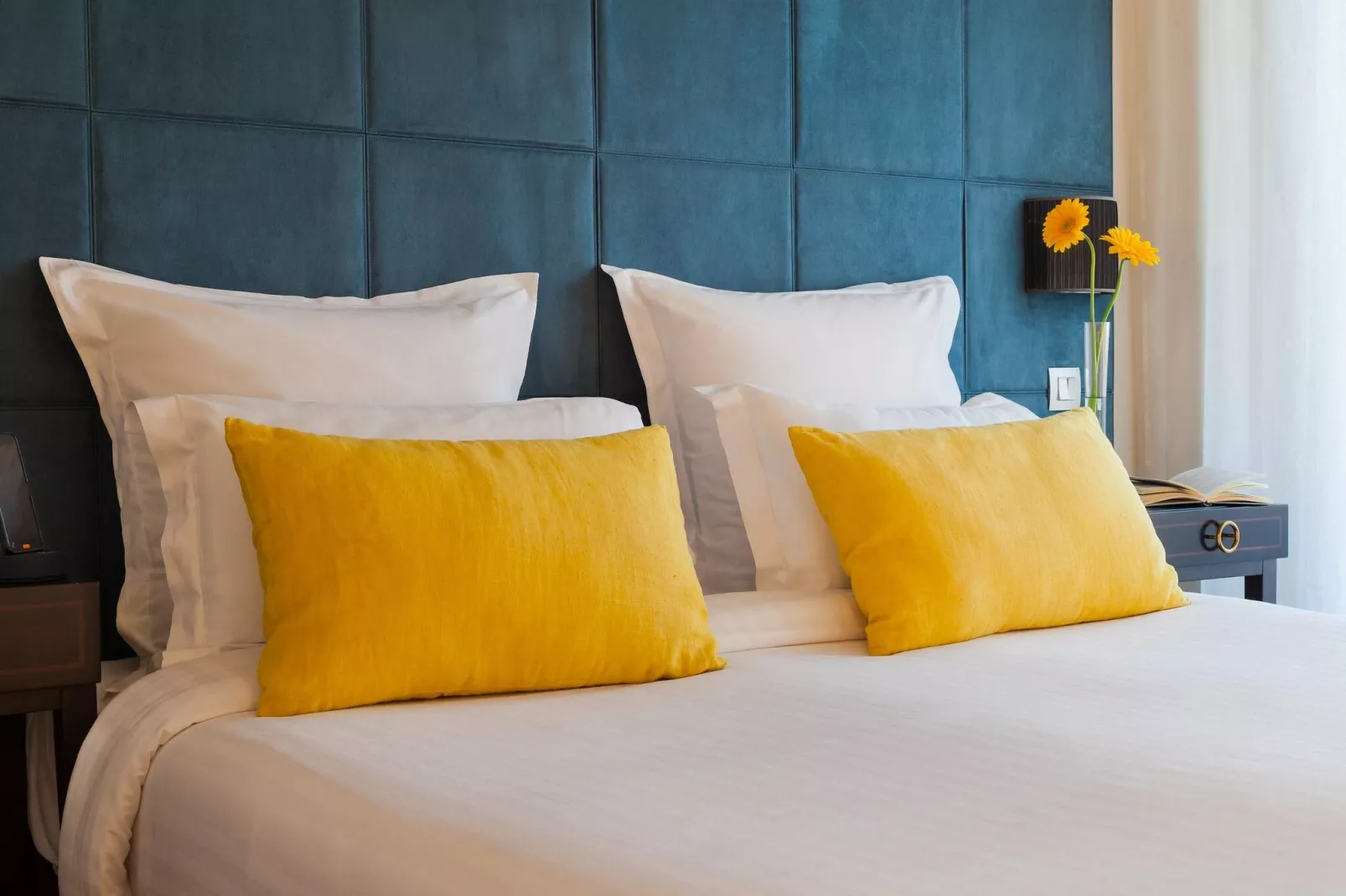 NEHÔ SUITES CANNES CROISETTE - Presidental suite with terrace-Schlafzimmer