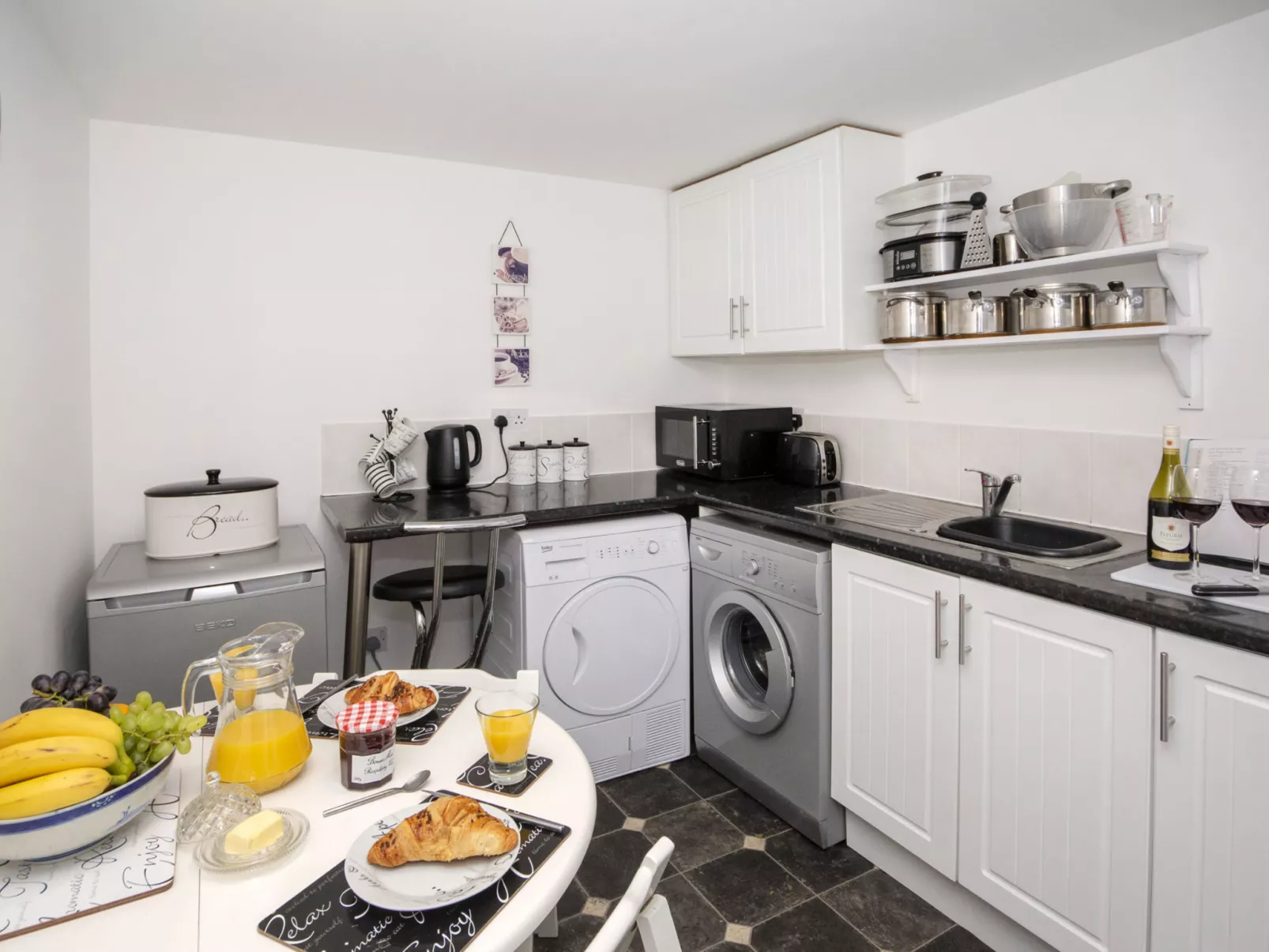 Ellie-Jo Cottage-Dedans