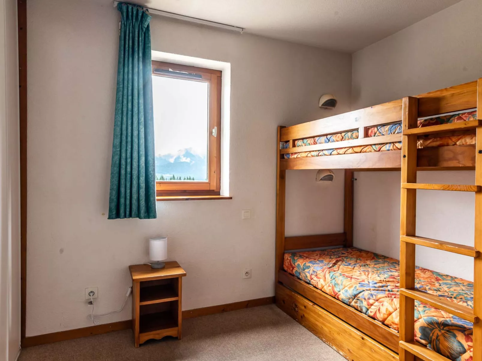 Les Sitelles-Drinnen