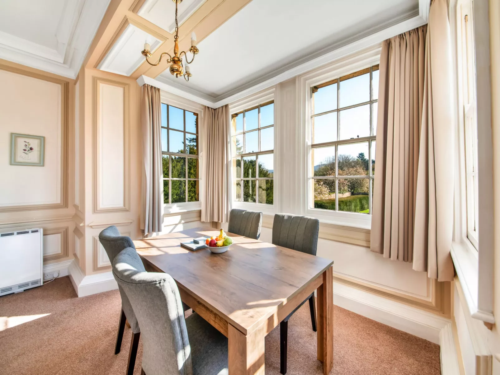 Sutton Hall Apt - Inside