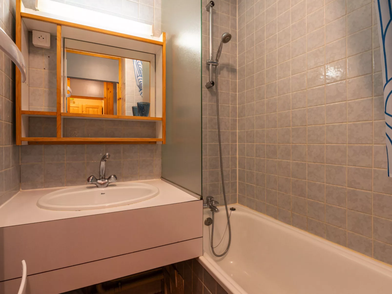 LES ARCADES A-Dedans