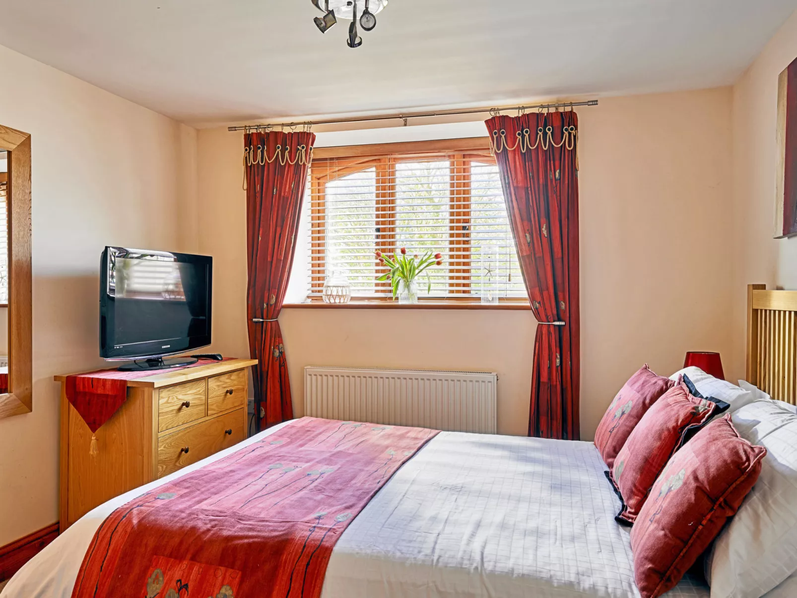 Hawthorn Barn-Dedans