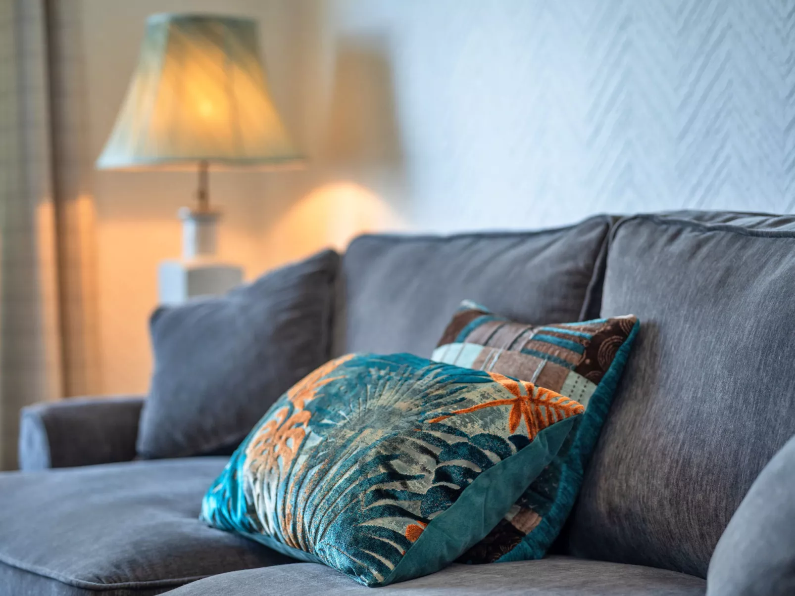 No. 5 Harlequin-Drinnen