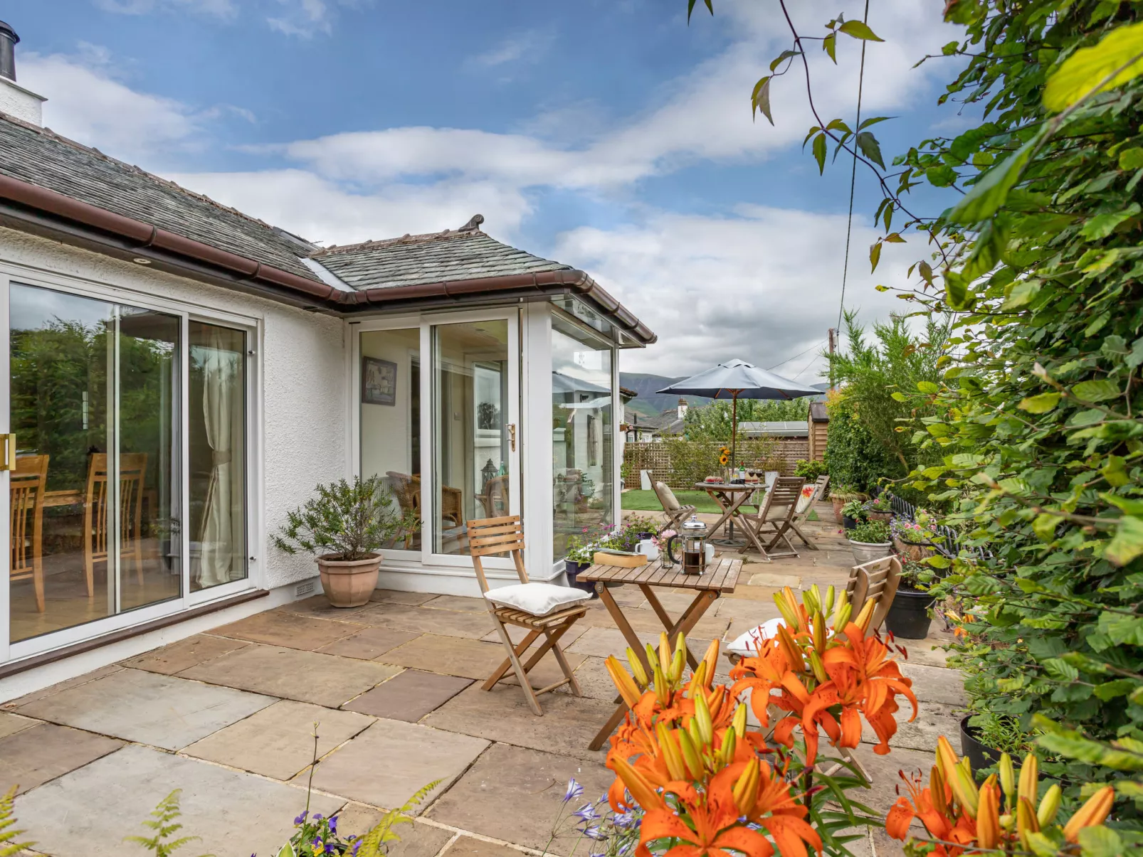 The Duck House-Outside