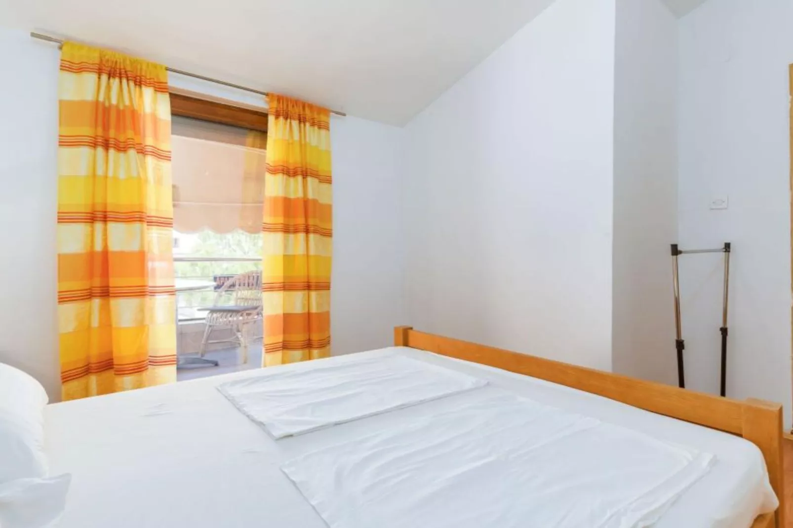 Apartments Manda - One Bedroom Apartment With Terrace (A1)-Bedroom