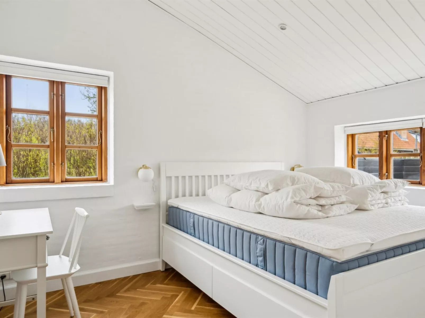 "Jensen" - 650m from the sea-Inside