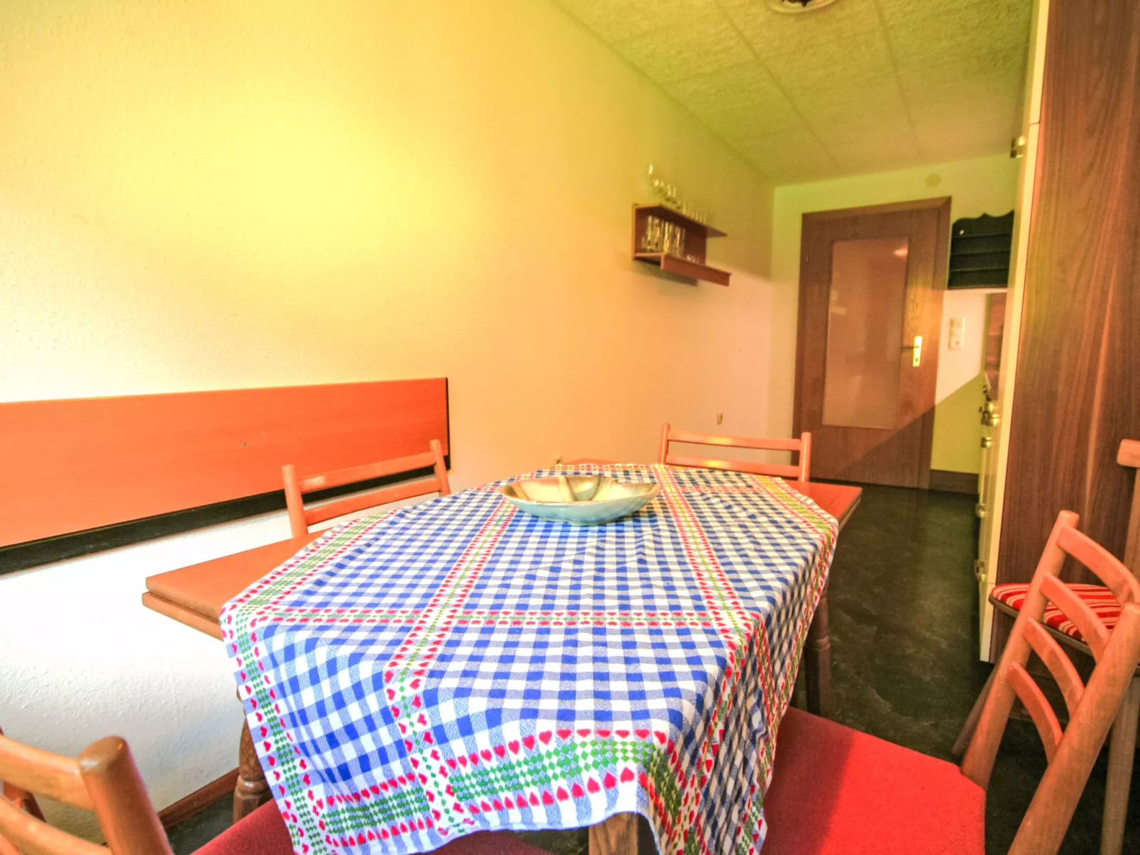 Apartment Kriasi-Dedans