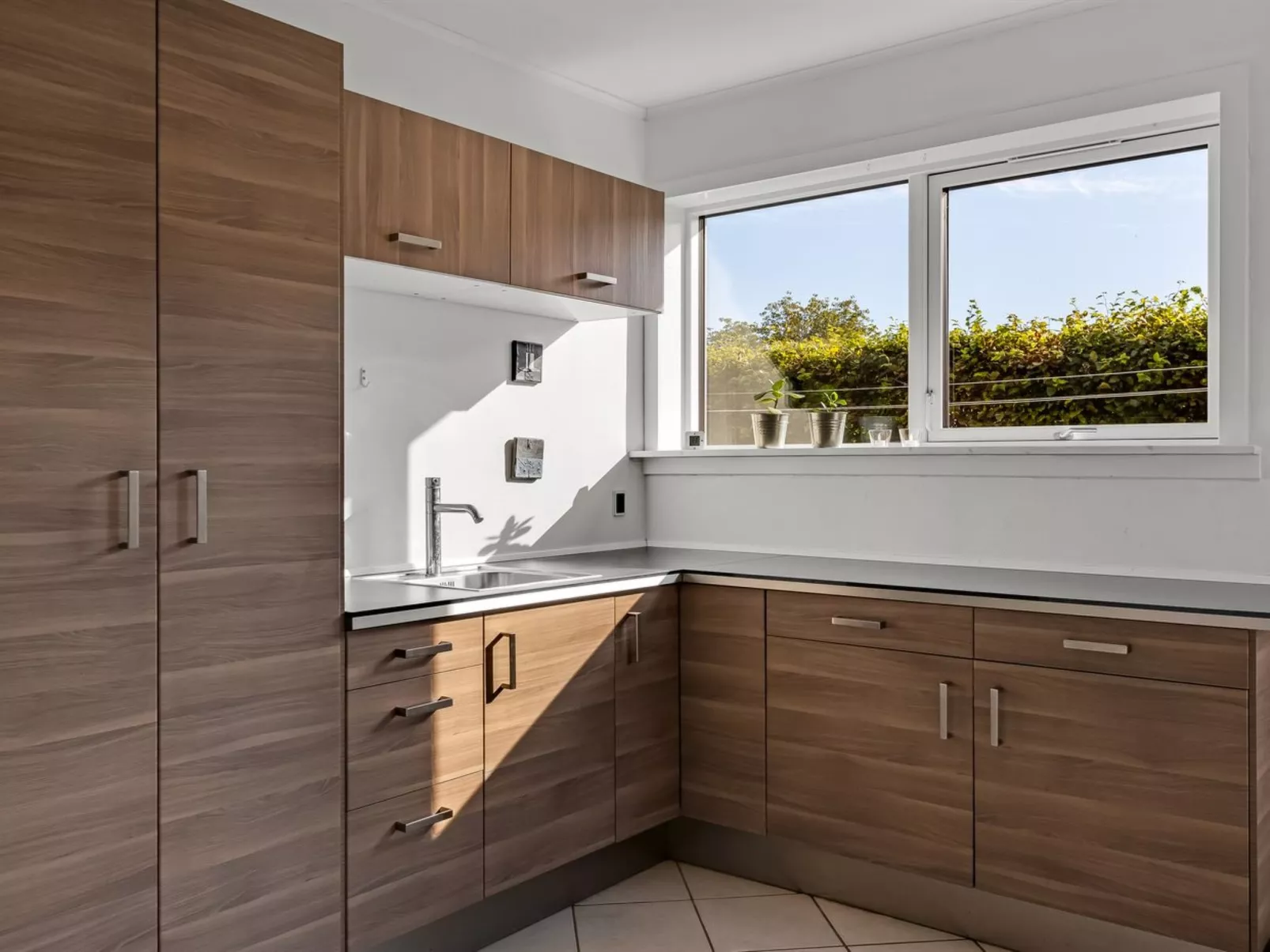 "Wraghi" - 21km from the sea-Drinnen