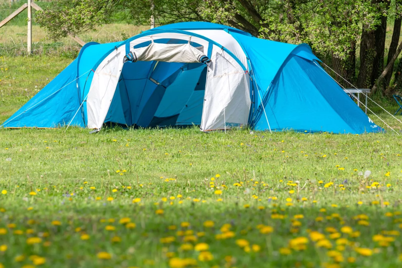 Robinzonski Kamp Hofman - Tent-Extérieur
