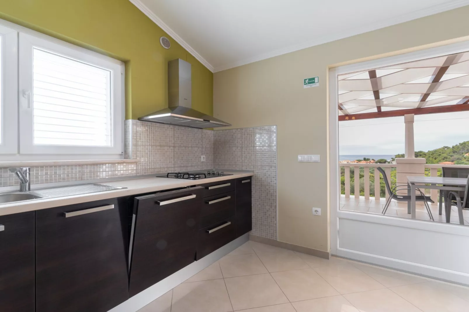 Modern Villa with Pool-Küche