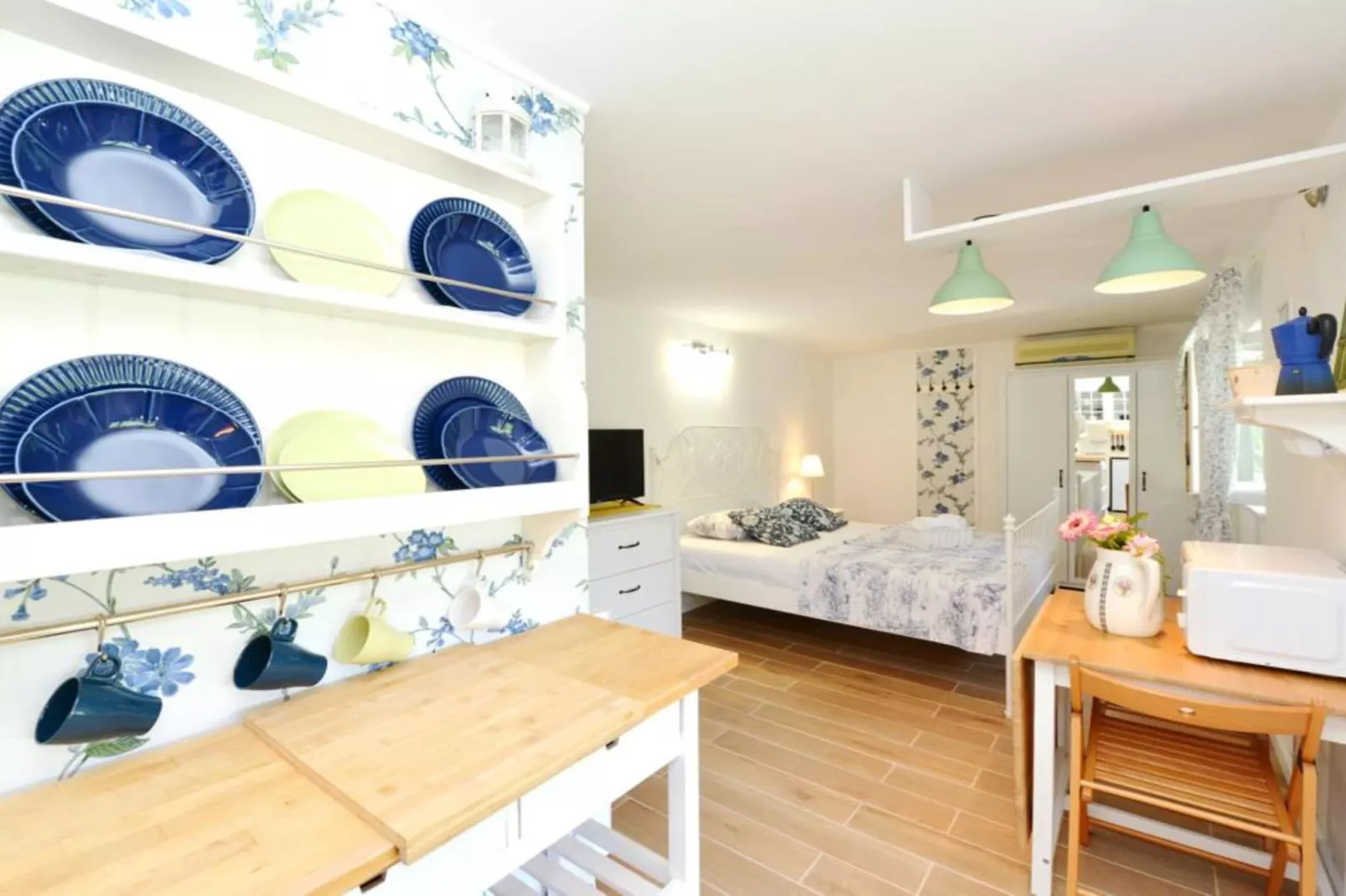 Studio (Ruzmarin)-Bedroom