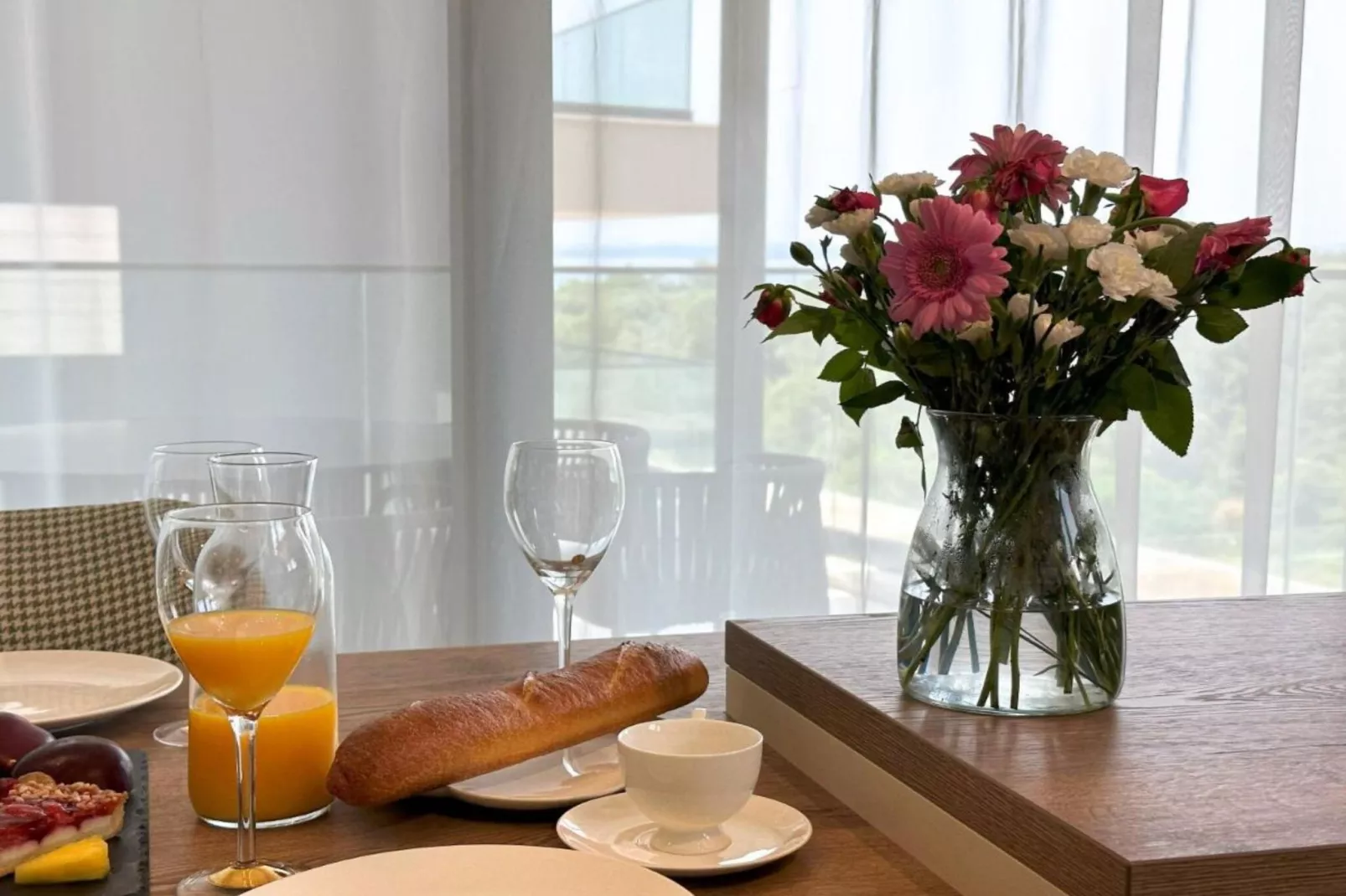 Leonarda Waterfront Residences- Three-Bedroom Penthouse  (The Riviera Three) -S3-Salle à manger