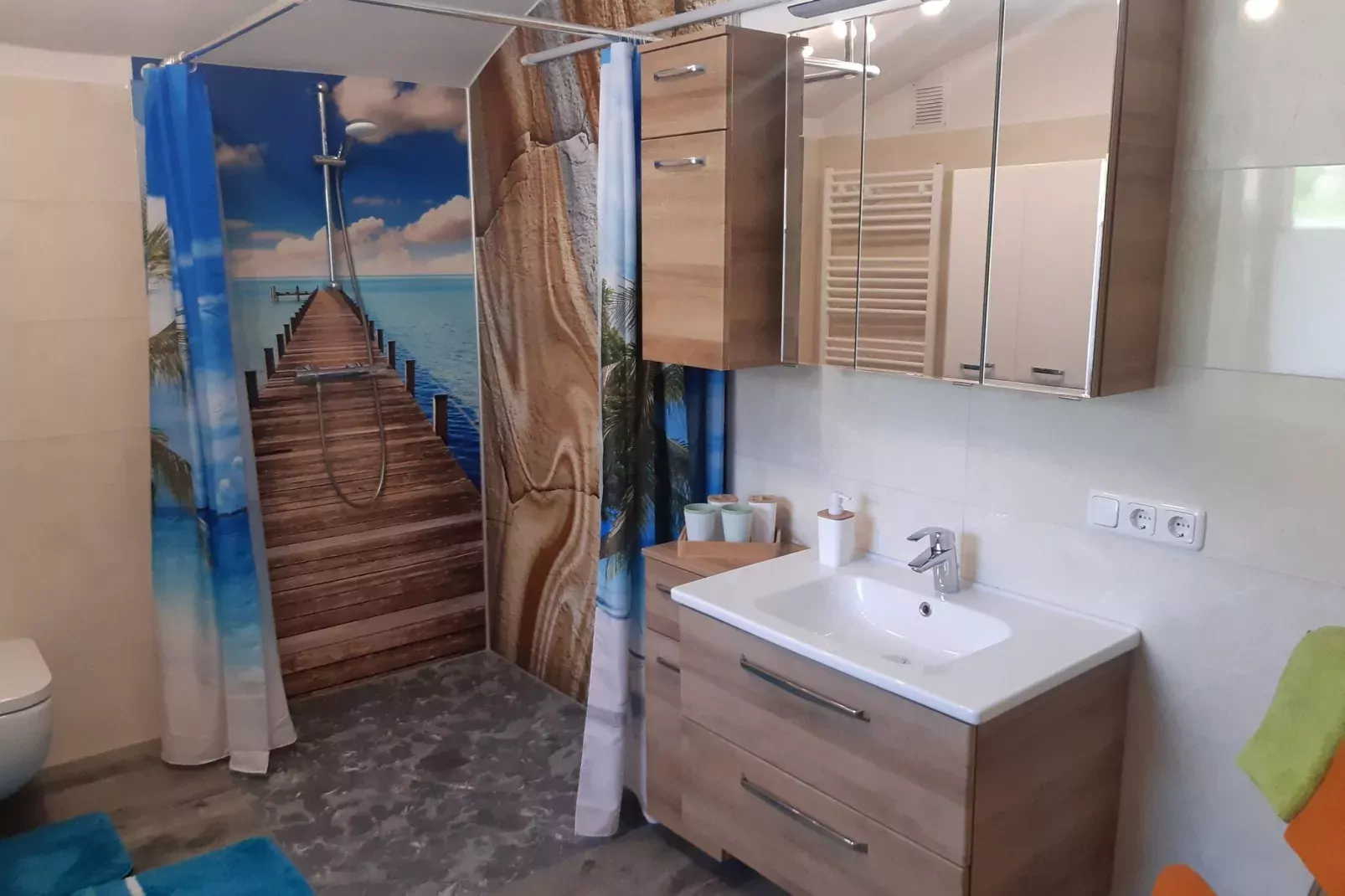 Bettinas Ferienwohnung OG-Salle de bain