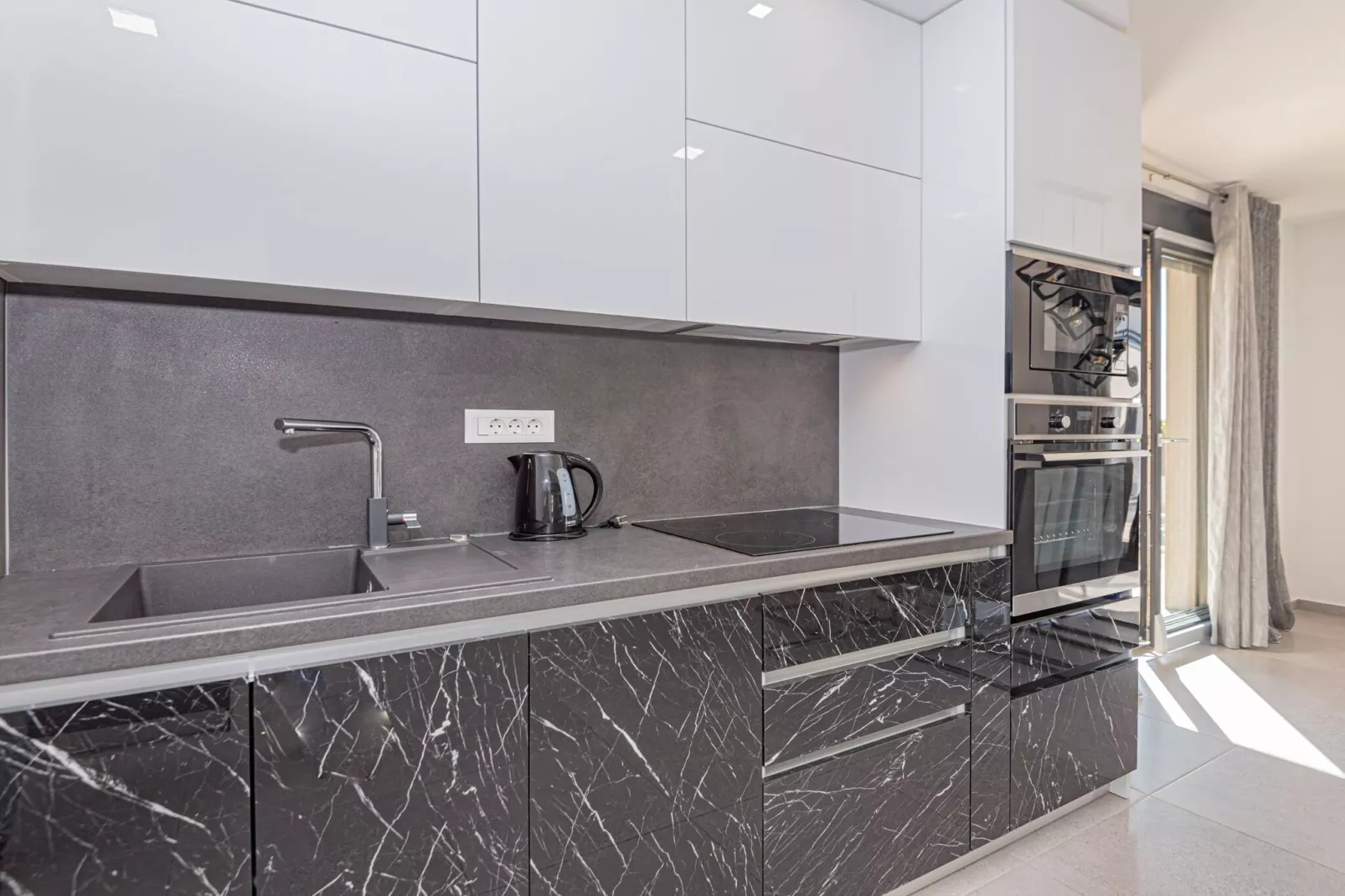 Four-Bedroom Villa With Pool-Küche