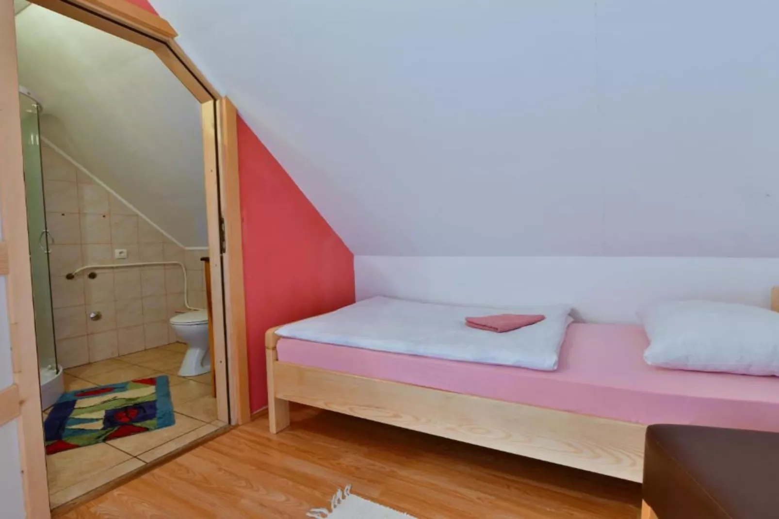 Holiday Apartment Vuković - Three Bedroom Holiday Home With Terrace-Chambre