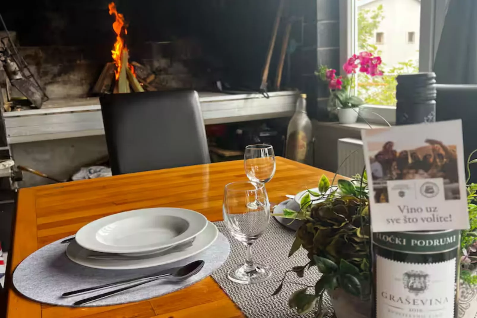 House Burić - Two Bedroom House-Esszimmer