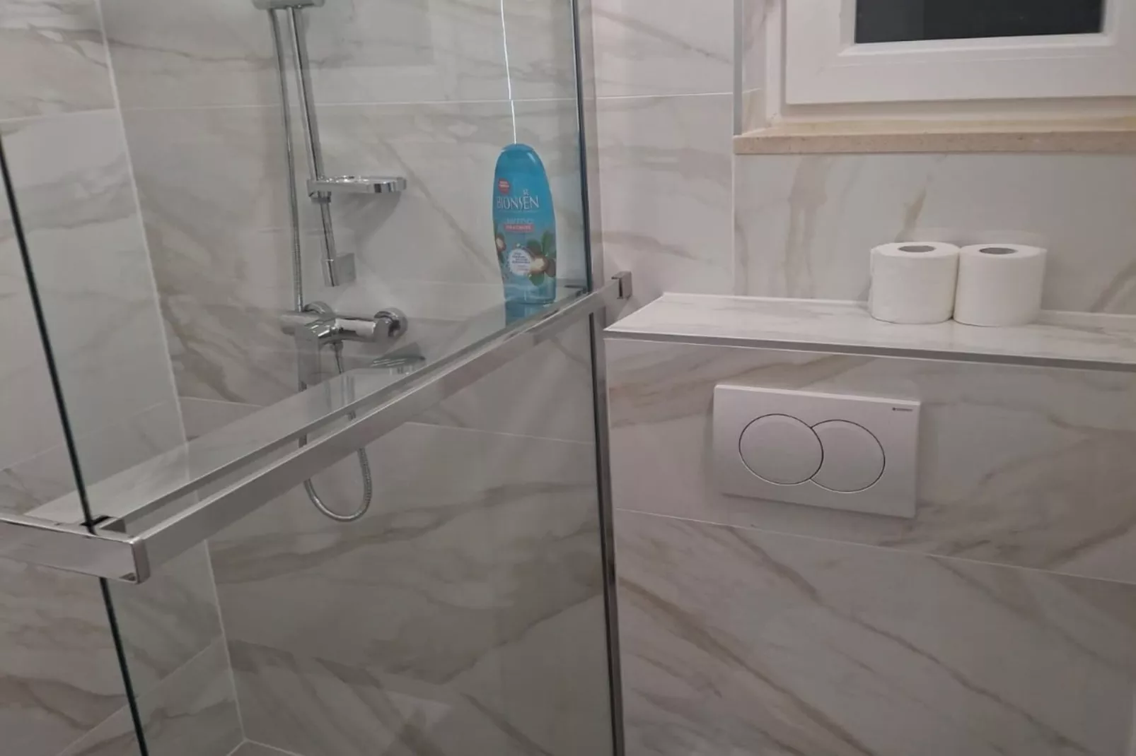 Villa Jagoda - Three Bedroom Villa-Bathroom