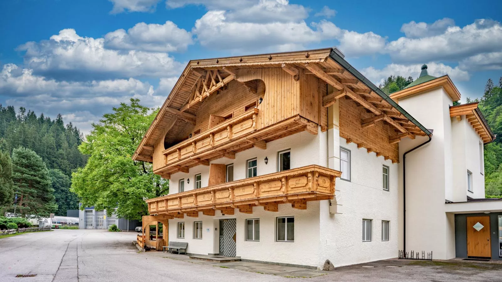Grieswirt-Exterior summer