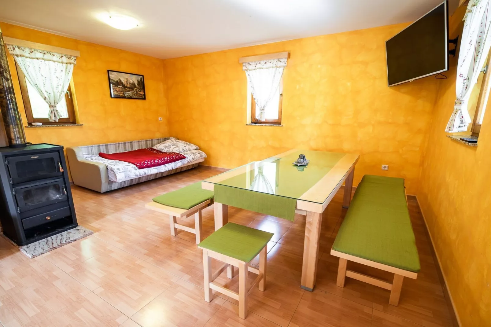 Golden Horizon Holiday Home with Terrace and Garden - One Bedroom Holiday Home with Terrace and Garden-Cuisine
