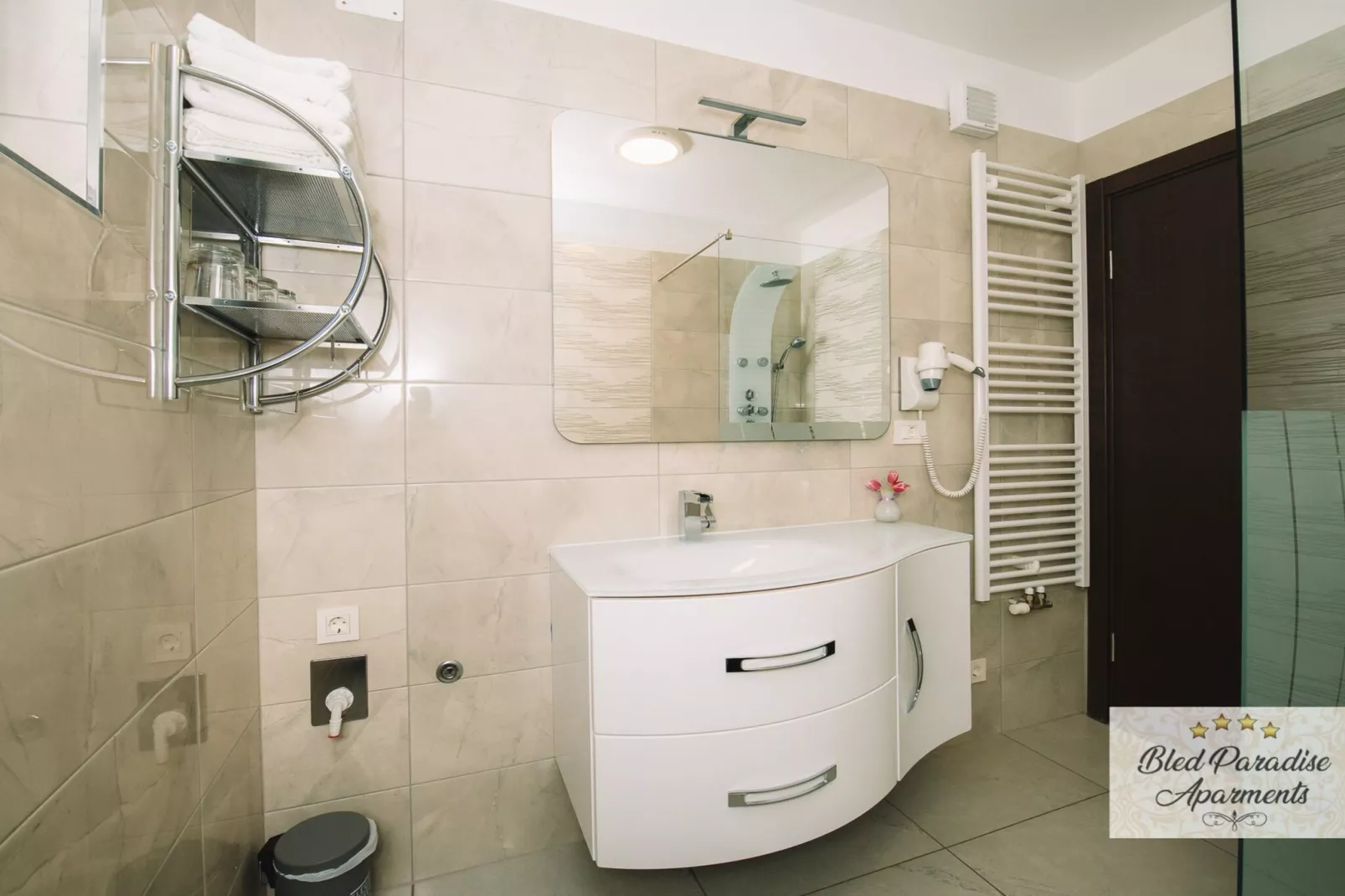 Bled Prestigious and Stylish Apartments - Classic Studio Apartment  with Terrace (owner 1)-Bathroom