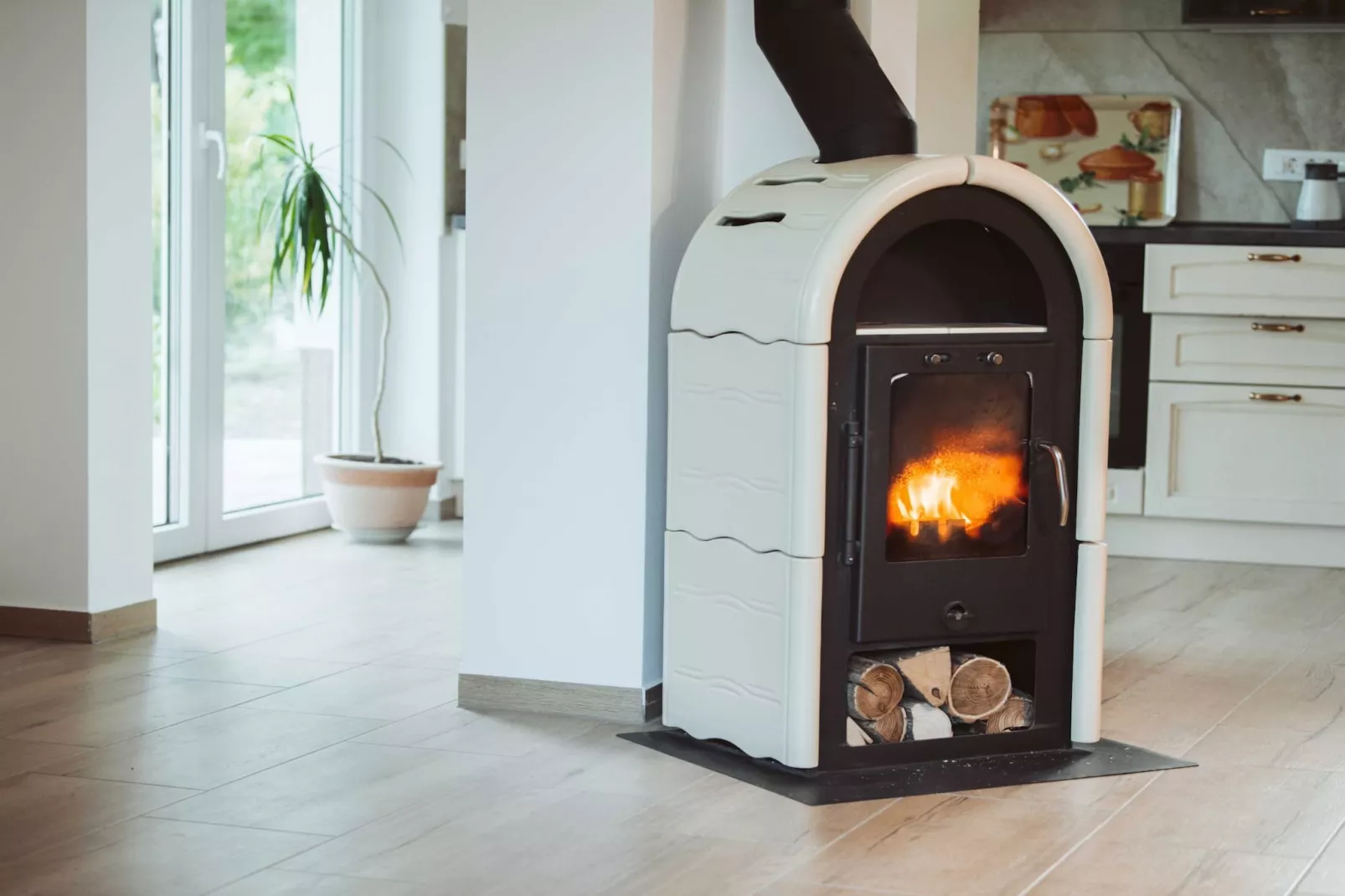 Cozy Holiday Home with Fireplace and Scenic Hills in Bistrica ob Sotli - Two Bedroom Holiday Home-Kitchen