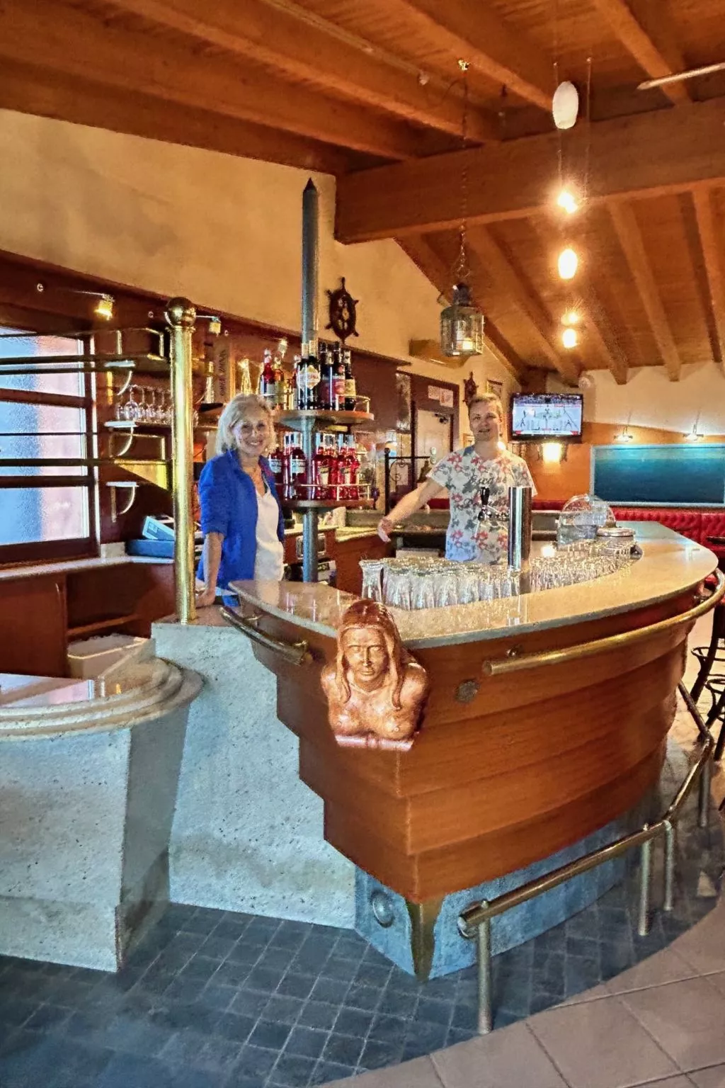 Piccola Italia-Inside