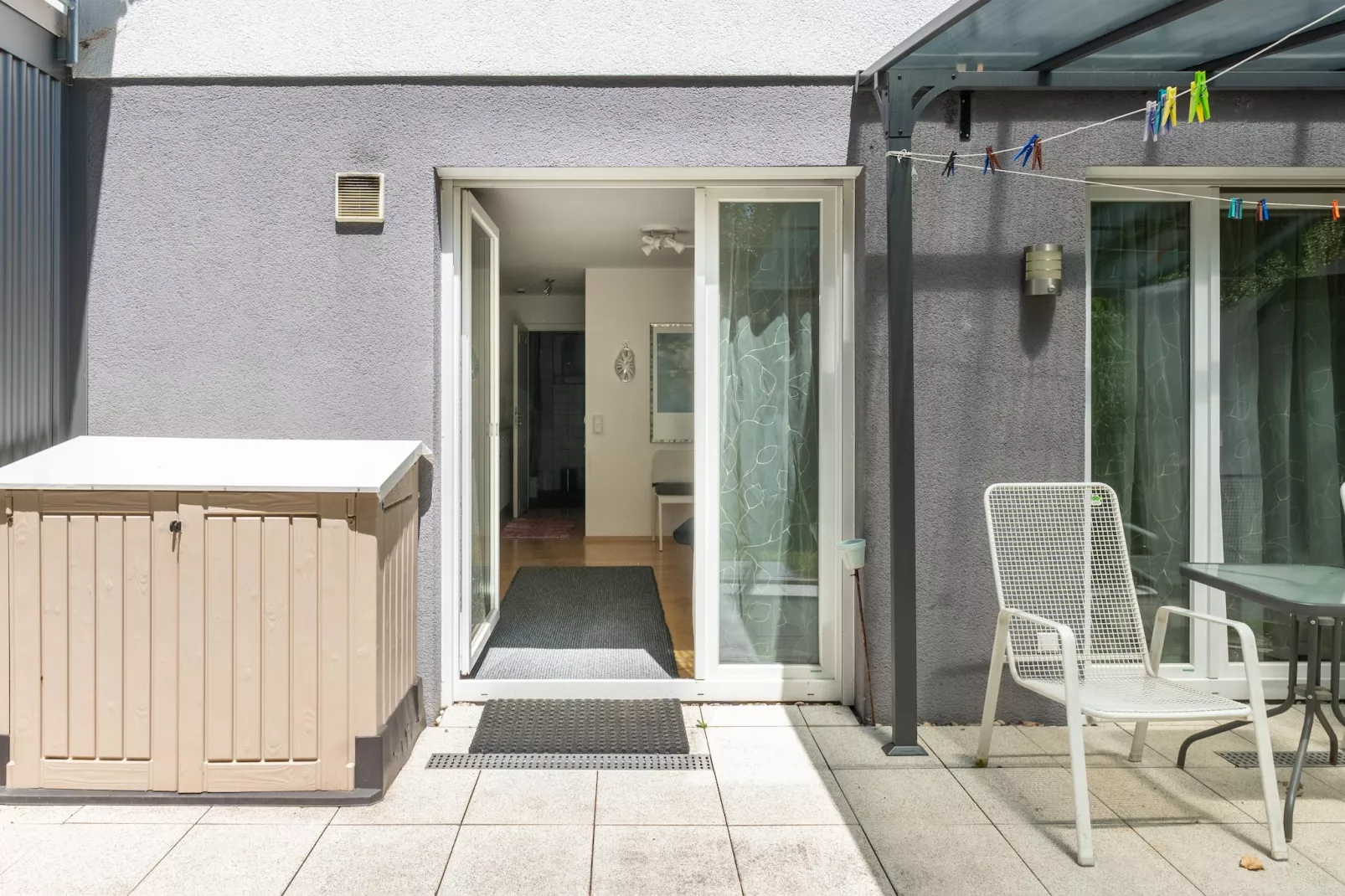 MOVE-Hall & reception