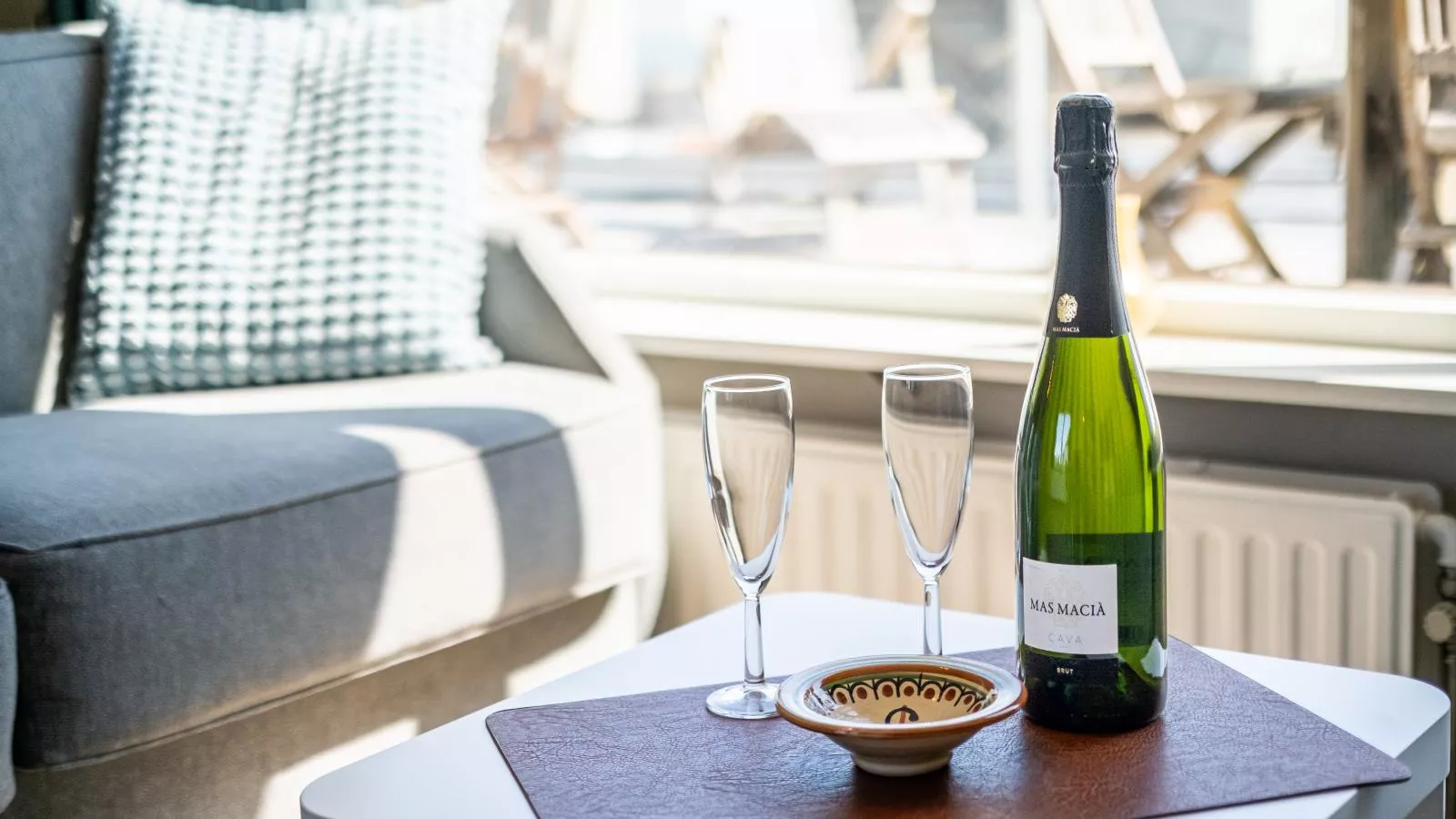 Apollo Sixième-Salon