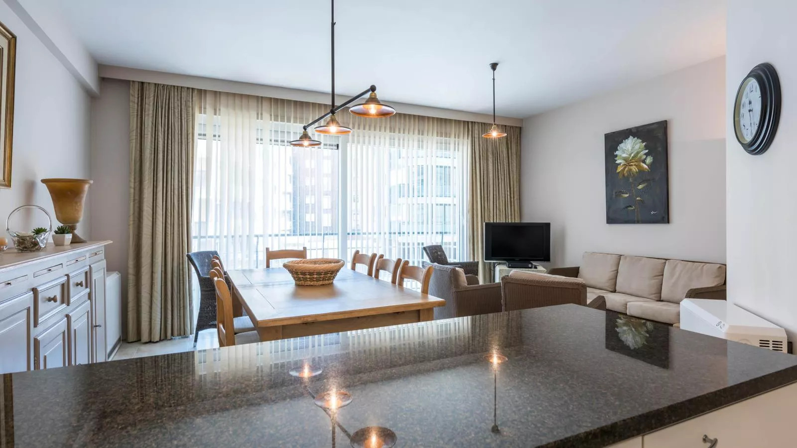 Guernsey eerste-Living room