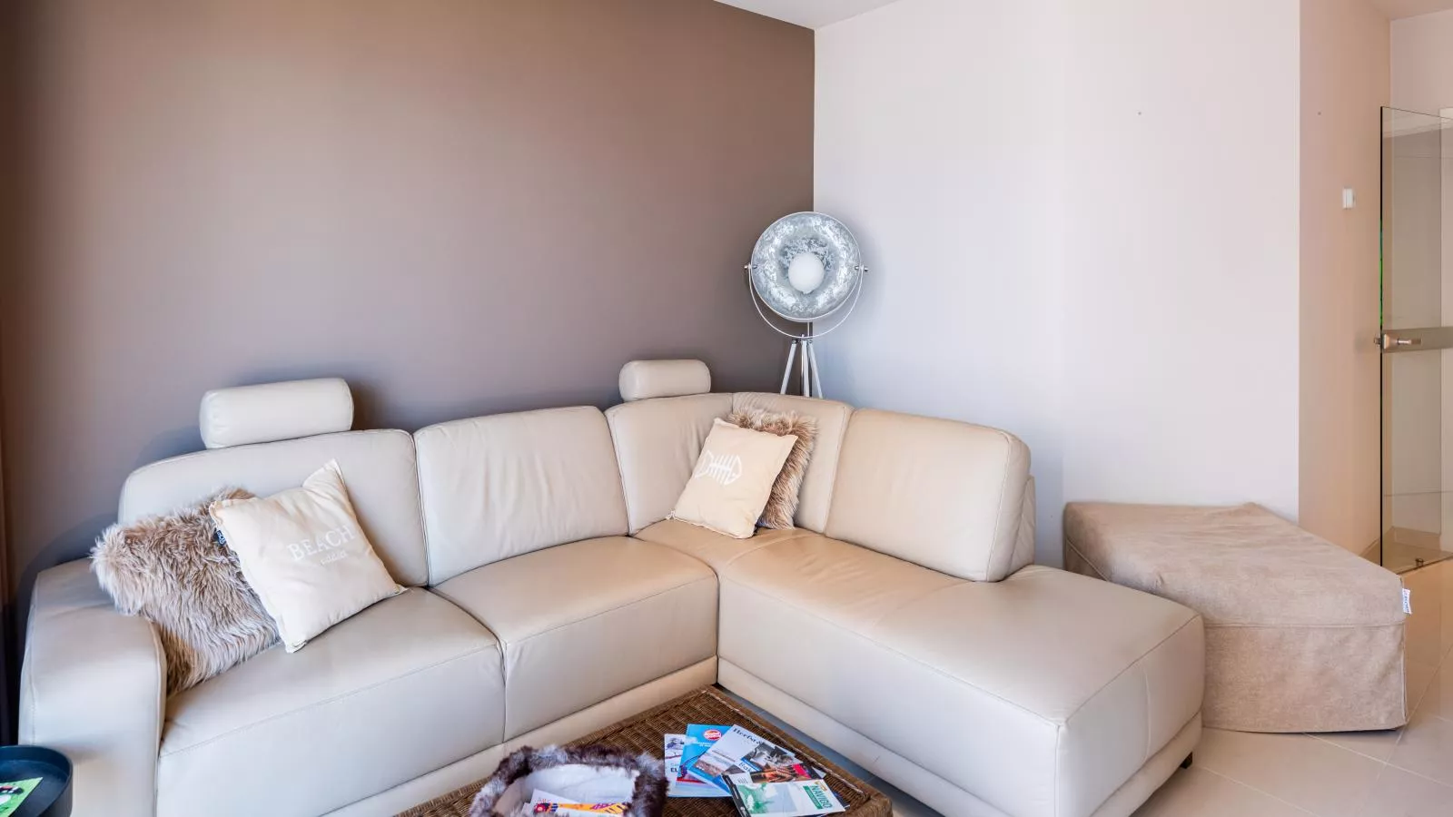 Guernsey tweede-Living room