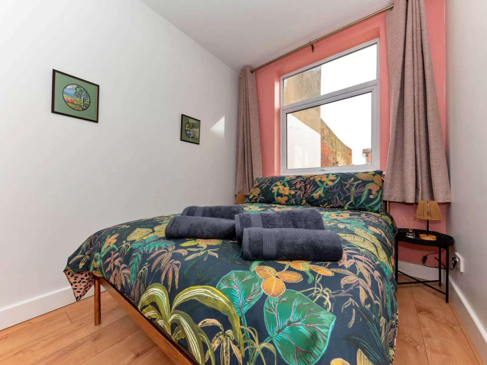 Sheila's Cottage-Inside