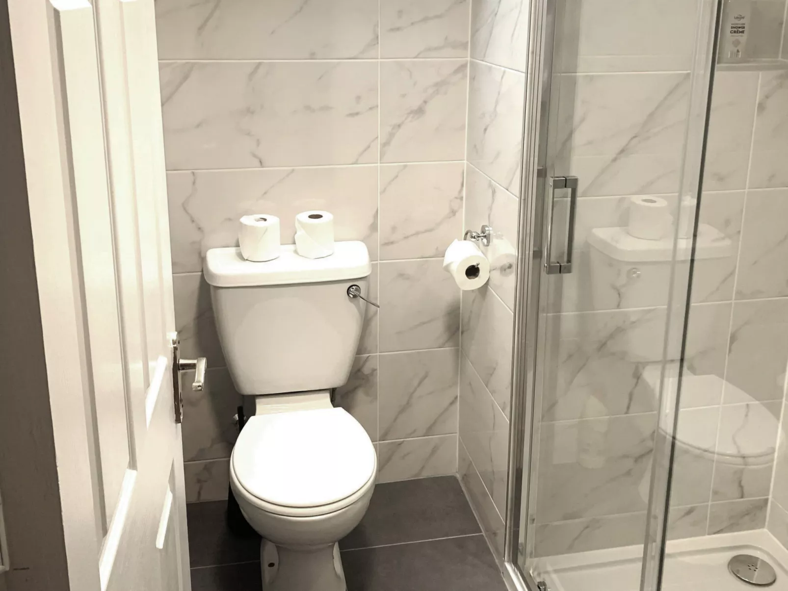 Burren Seaside Lodge-Dedans