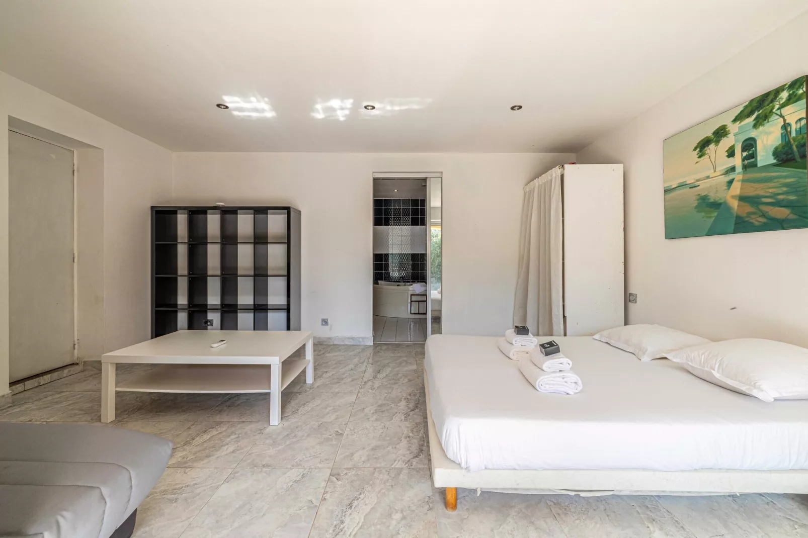 YJ-153-VEYANS-Untagged