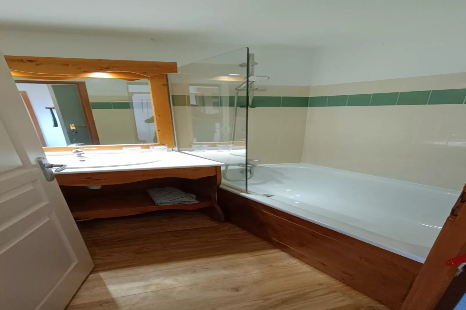 V. Du Bachat Meleze B N°12 - 3P6-Badezimmer