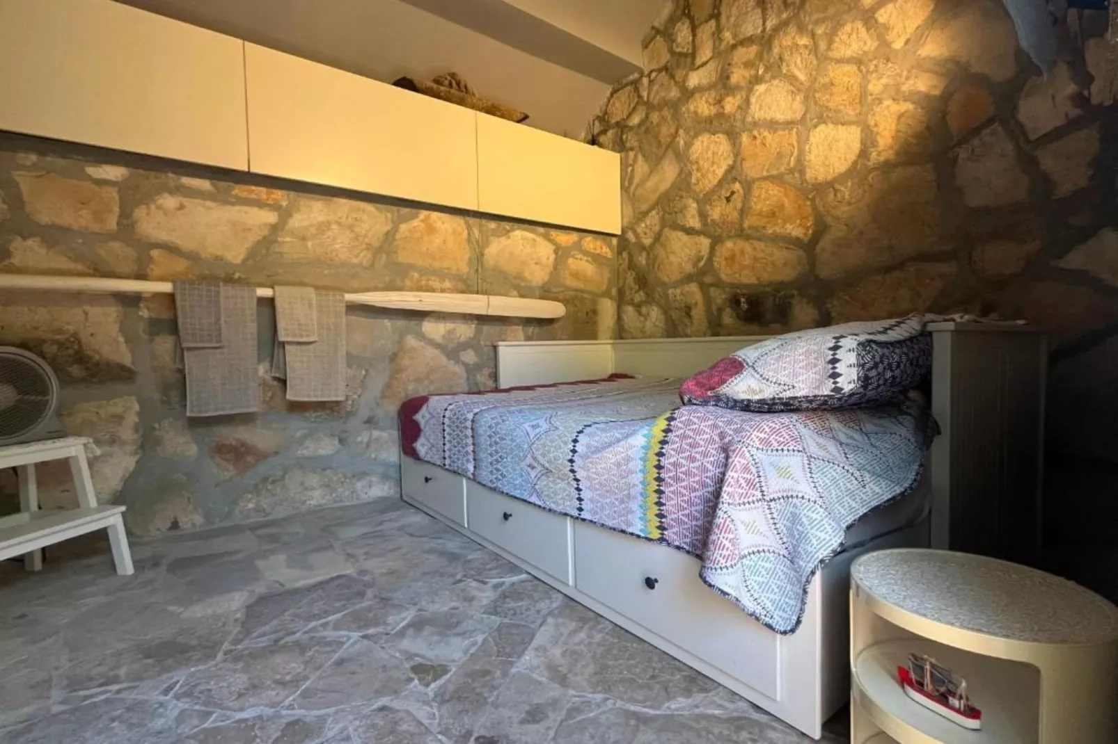 Romantic Stone House and Yard Near Stunning Beach - Two Bedroom Holiday Holiday Home  with  Patio and Terrace-Schlafzimmer