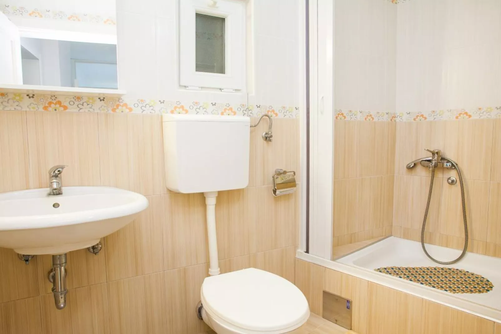 Comfortable Stay with Sea View in Petrovac  - One Bedroom Apartment  3-Bathroom