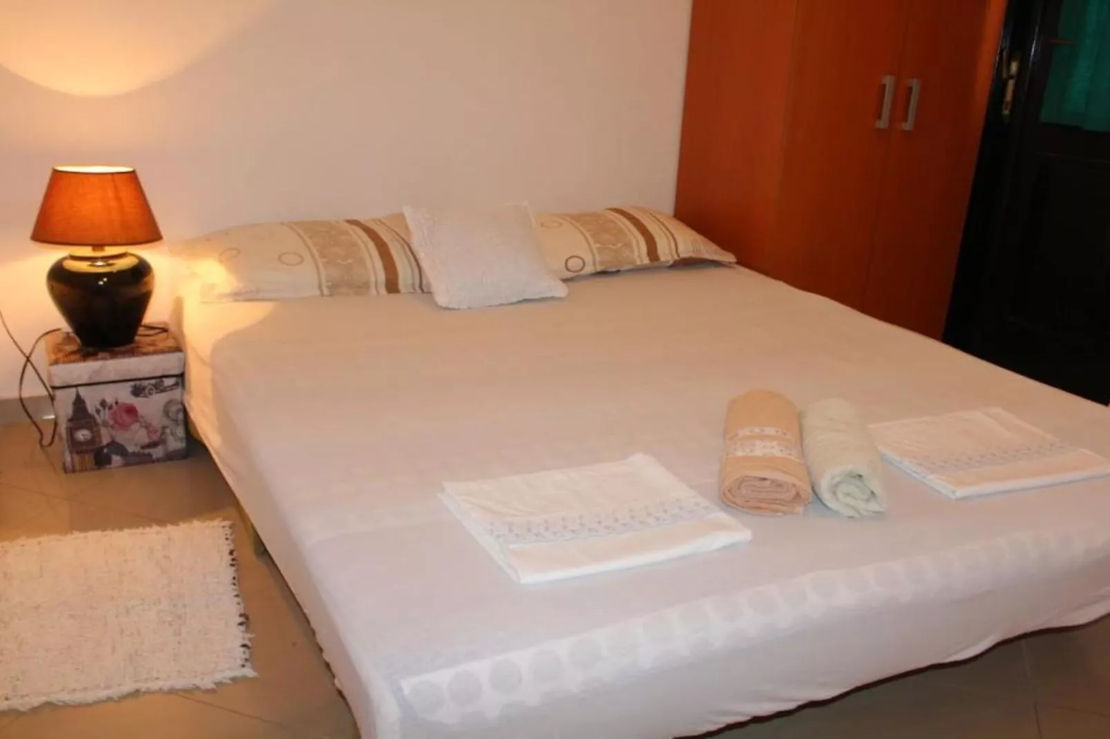 City & Sea Escape – A Perfect Stay in Herceg Novi - Two Bedroom Apartment with Seaview-Chambre