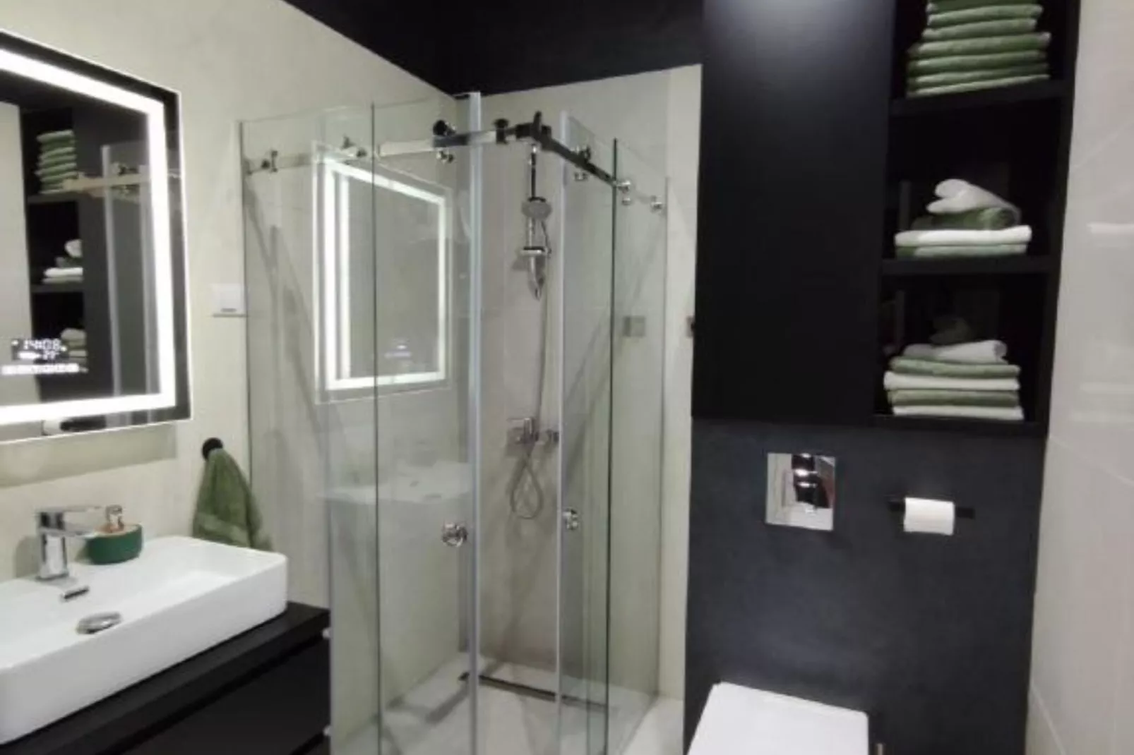 Heritage Haven – Luxurious Apartment in City Center - One Bedroom Apartment - Salle de bain
