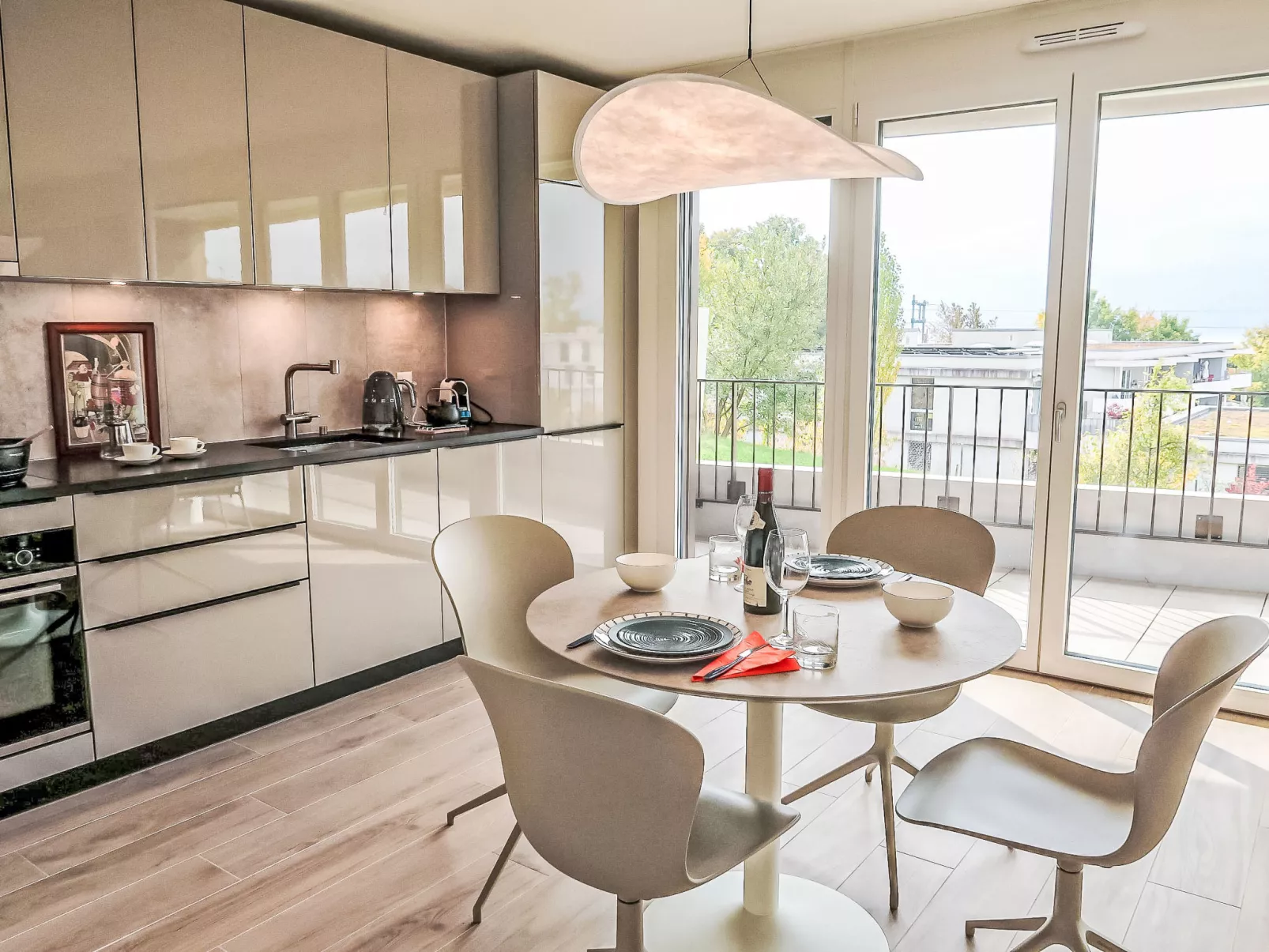 Les Oréades C-Dedans