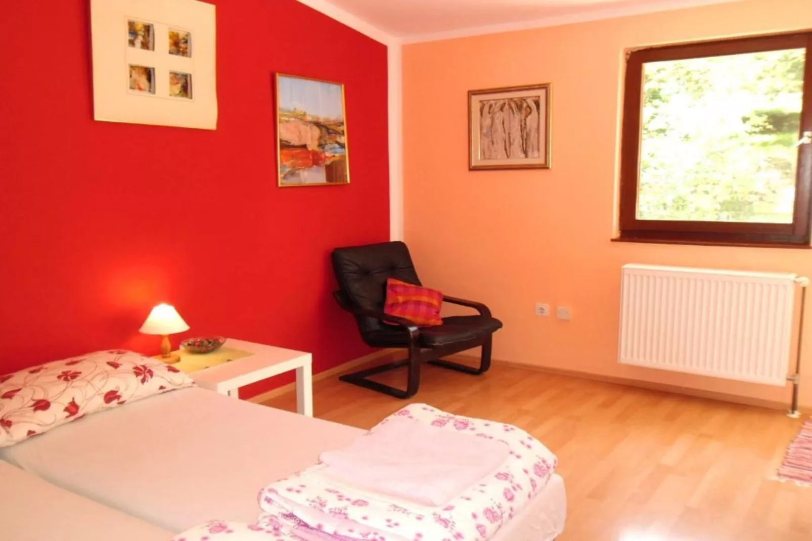 Charming Apartments Kestenovi Dvori - Two Bedroom Apartment (A1)-Bedroom