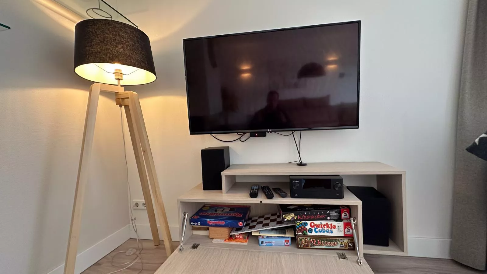 Coast and Calm 63-Facilities